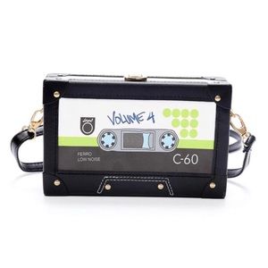 Clutch/crossbody handbag